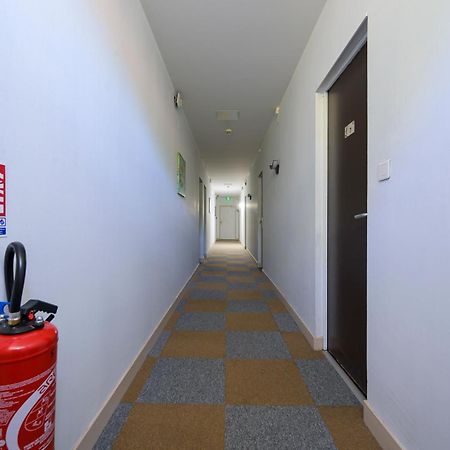Hotel De La Beauronne Chancelade Екстериор снимка