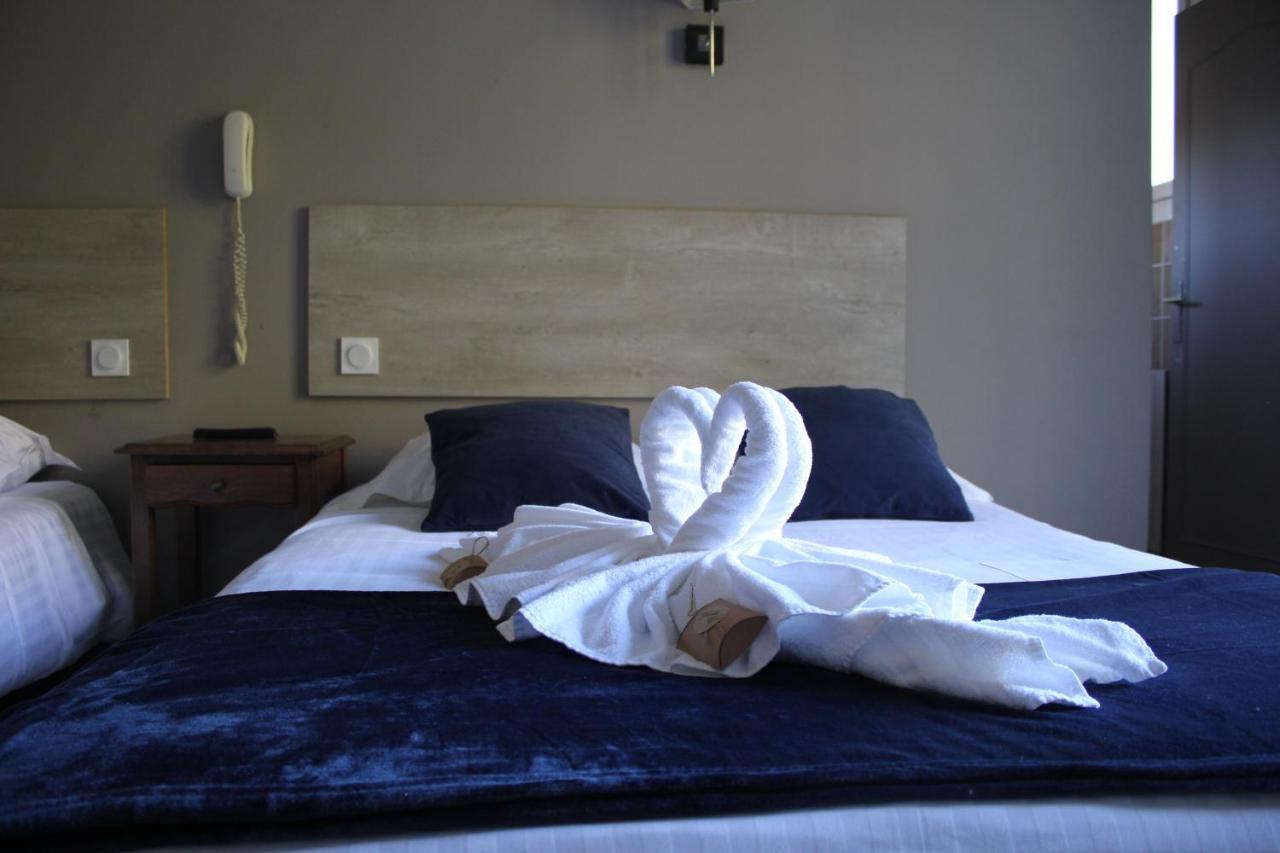 Hotel De La Beauronne Chancelade Екстериор снимка
