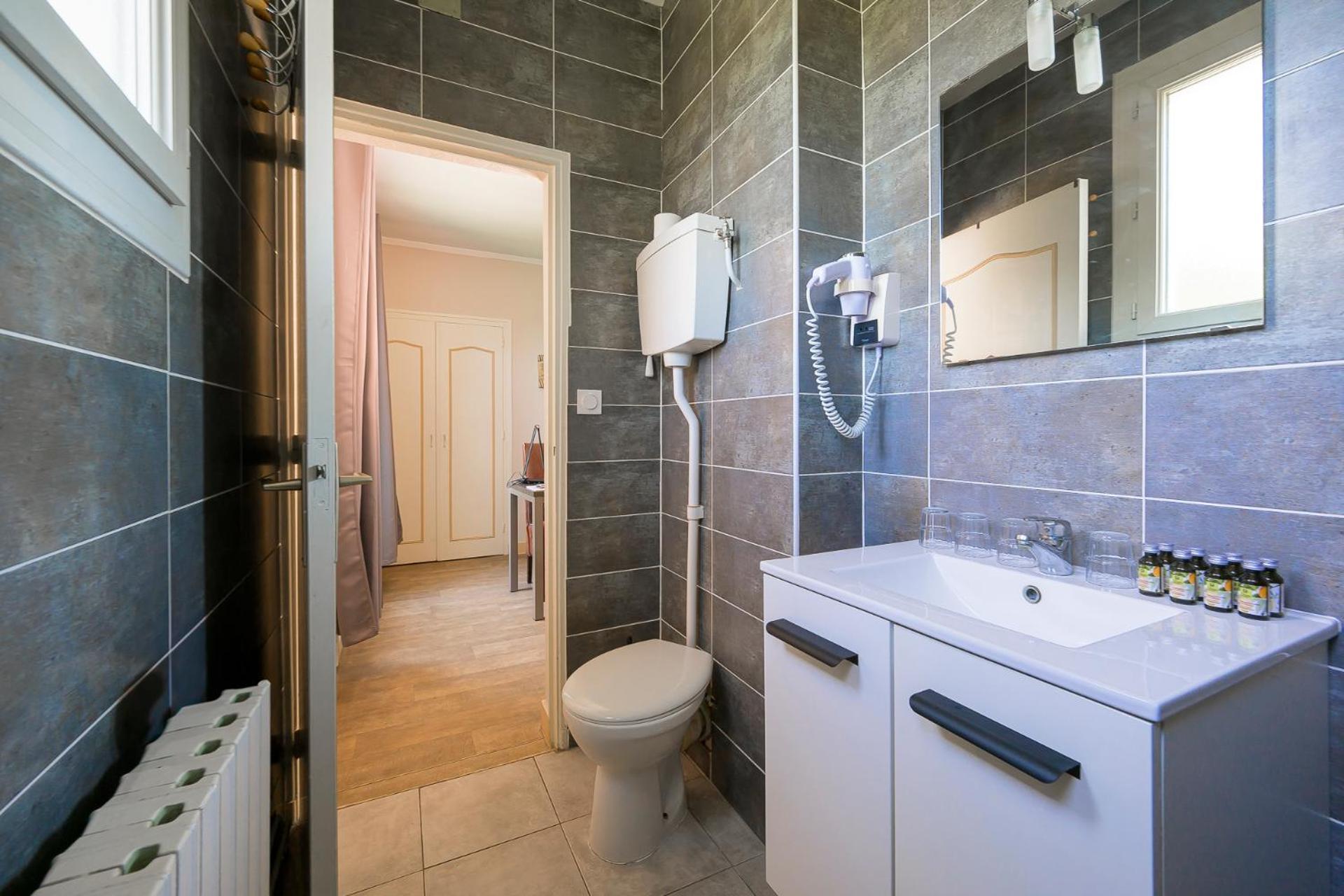 Hotel De La Beauronne Chancelade Екстериор снимка